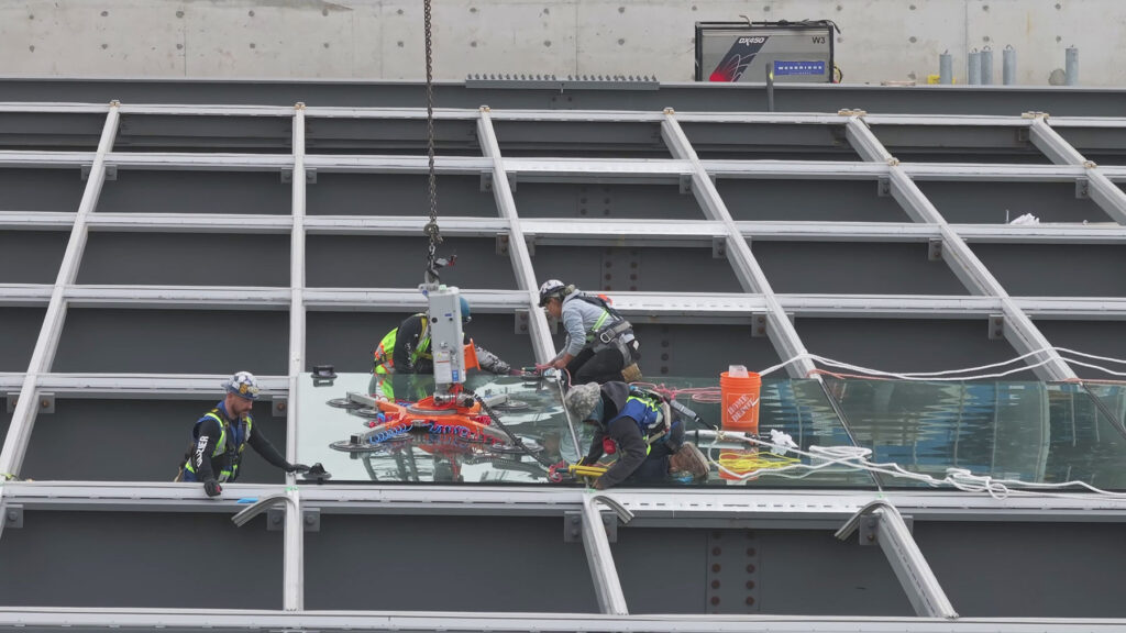 r-vlcsnap-2024-04-25-09h44m59s372