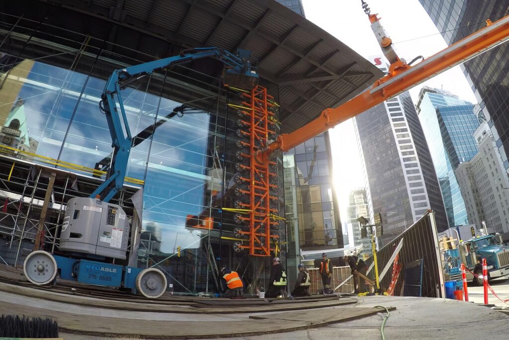 Vancouver Vacuum Lifting Equipment Rental